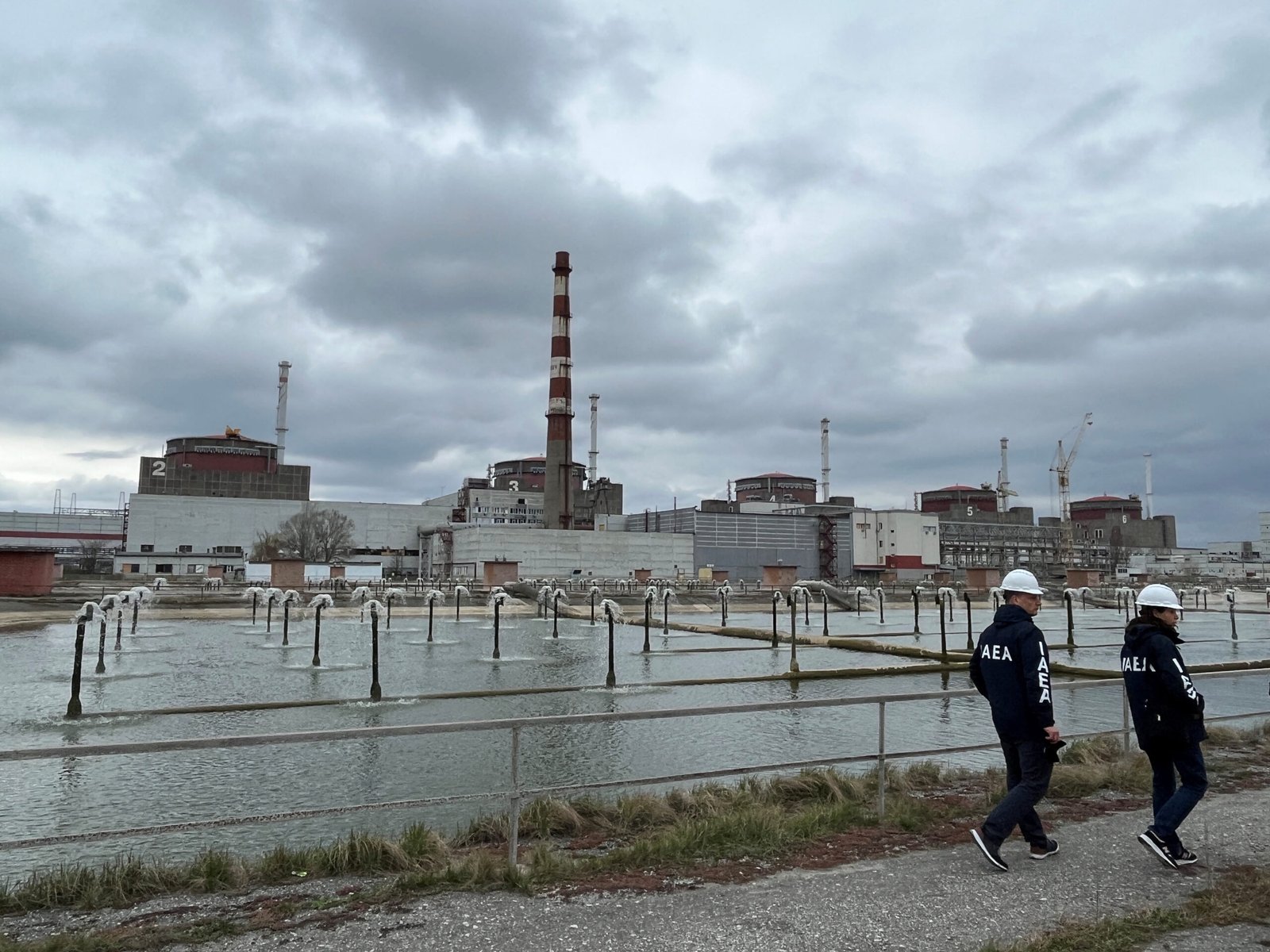 la agencia atomica de la onu advirtio que hay un elevado riesgo de accidente nuclear por la escalada de combates en zaporizhzhia scaled