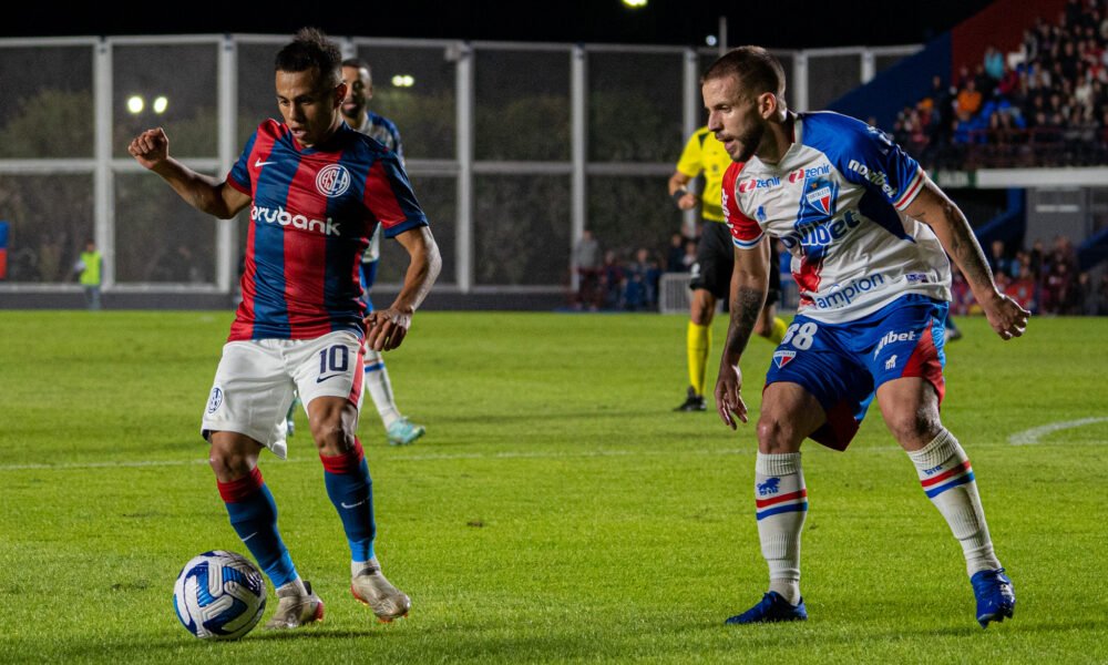 la impresionante herida de adam bareiro tras sufrir un duro pisoton en la derrota de san lorenzo por copa sudamericana una verguenza total