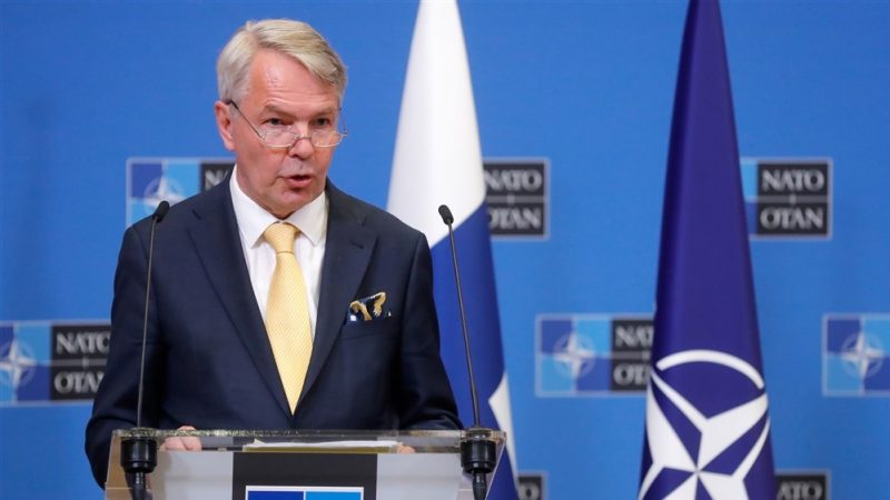 La vision escandinava de la OTAN podria contribuir a la distension segun Finlandia FQNSmE