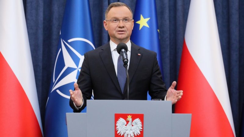 Varsovia quiere mucho mas musculo para la OTAN ymUsc5