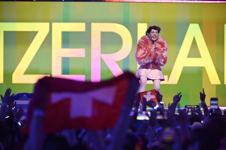 Espana respalda la peticion de explicaciones de Bruselas por la prohibicion de la bandera europea en Eurovision