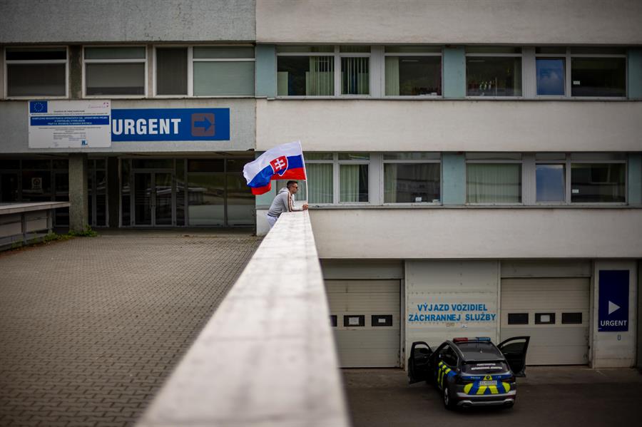 Mejora el estado de salud del primer ministro de Eslovaquia Robert Fico rERkrr