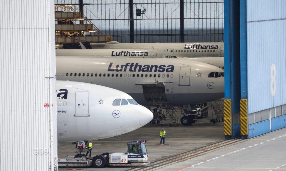 Bruselas aprueba con condiciones la entrada de Lufthansa en la italiana Ita Airways 1024x683 GEB86H