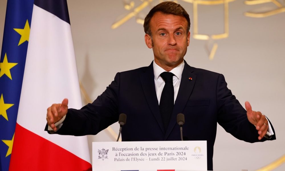 Macron dilata la formacion de Gobierno pese a la propuesta de la izquierda khboMd