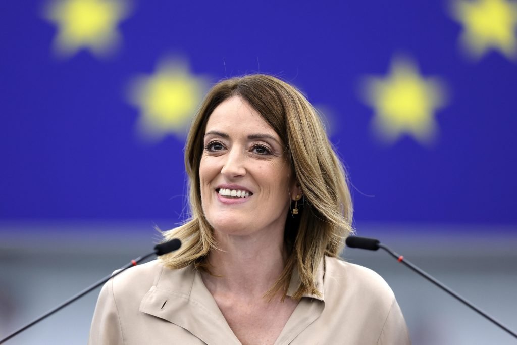 Roberta Metsola reelegida como presidenta del Parlamento Europeo hasta 2027 1024x683 kpmlZU