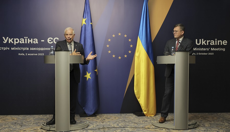 Borrell impulsara el apoyo a Ucrania antes de terminar su mandato y viajara de nuevo a Kiev W8bfHA