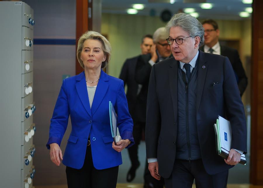 marcha de Breton no cambia los planes de Von der Leyen R9EGoN