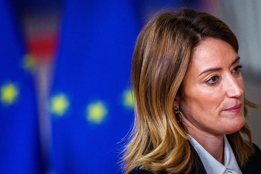 Metsola pide a los paises de la UE que sean mas claros al hablar de Venezuela T5pS4j